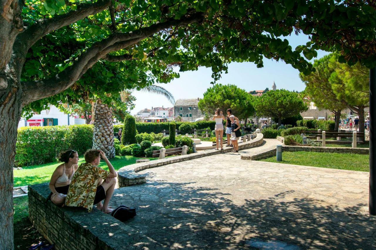Apartments Karmen I Primošten المظهر الخارجي الصورة